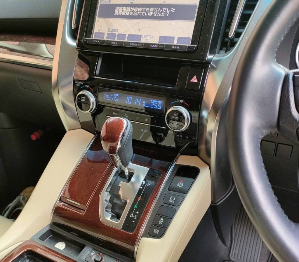 アルファード（alphard）3.5 フルモデリスタ内装画像